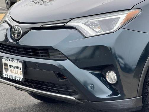 2018 Toyota RAV4 Adventure