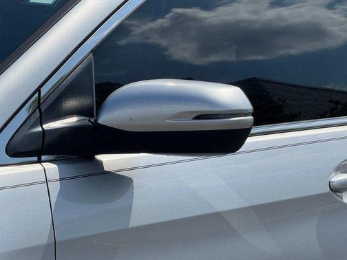 Alabaster Silver Metallic 2016 Honda CR-V Touring