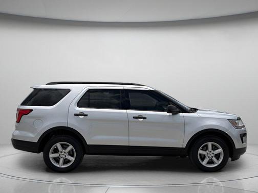 INGOT SILVER METALLIC 2018 Ford Explorer Base
