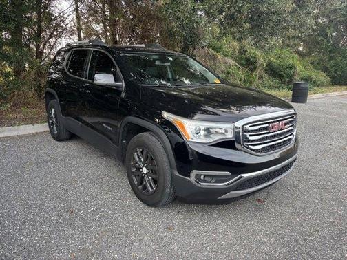 2017 GMC Acadia SLT-1