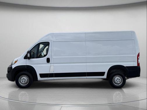 Bright White Clearcoat 2024 RAM ProMaster 2500 Tradesman