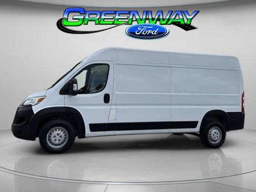 Bright White Clearcoat 2024 RAM ProMaster 2500 Tradesman