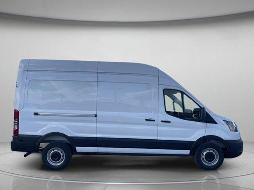 2026 Ford Transit-250