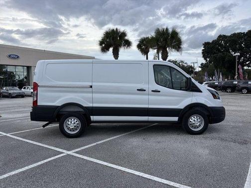 2025 Ford Transit-250 