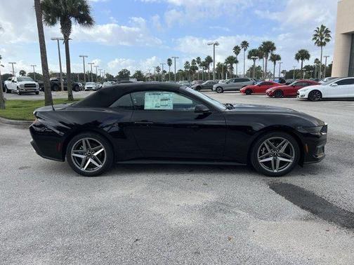 2025 Ford Mustang EcoBoost