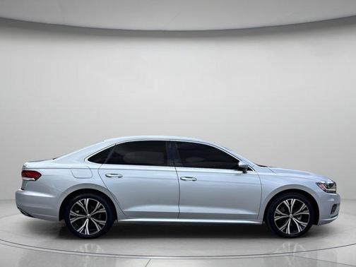2021 Volkswagen Passat 2.0T SE