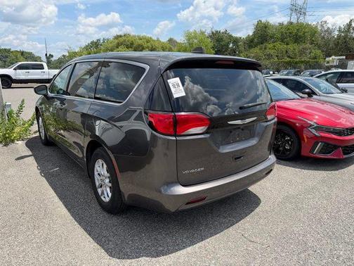 Granite Crystal Metallic Clearcoat 2023 Chrysler Voyager LX