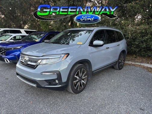 2022 Honda Pilot Touring 7-Passenger