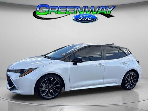 2020 Toyota Corolla Hatchback XSE