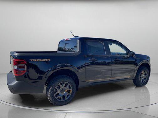 SHADOW BLACK 2026 Ford Maverick Tremor
