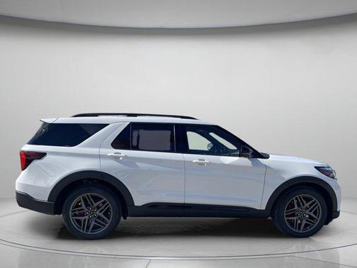 STAR WHITE MET TRI-COAT 2026 Ford Explorer ST