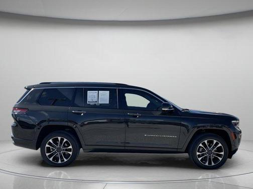 2022 Jeep Grand Cherokee L Overland