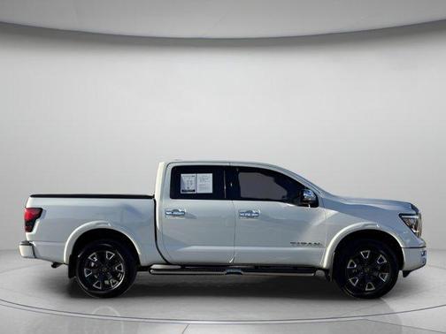 2023 Nissan Titan Platinum Reserve