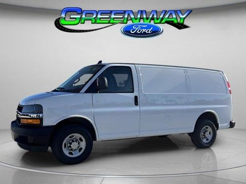 2024 Chevrolet Express 2500 Work Van