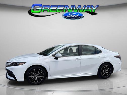 Ice Cap 2024 Toyota Camry SE