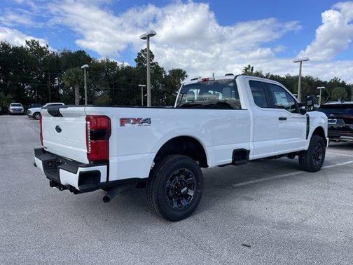 2025 Ford F-250 XL