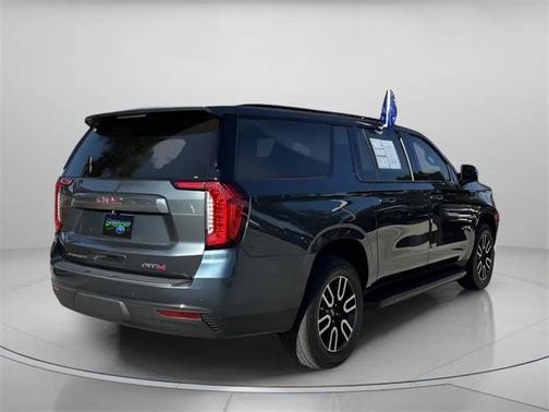 2021 GMC Yukon XL AT4