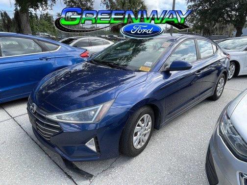2019 Hyundai ELANTRA SE