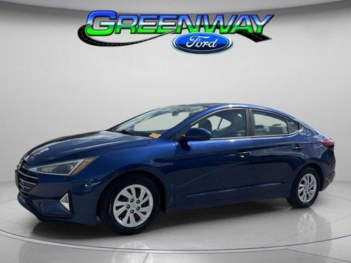 2019 Hyundai ELANTRA SE
