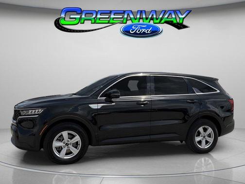 Ebony Black 2022 Kia Sorento LX