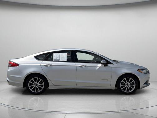 INGOT SILVER METALLIC 2017 Ford Fusion Hybrid S