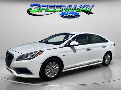 2016 Hyundai SONATA Hybrid SE