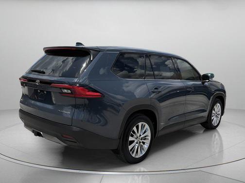 Storm Cloud 2024 Toyota Grand Highlander Platinum