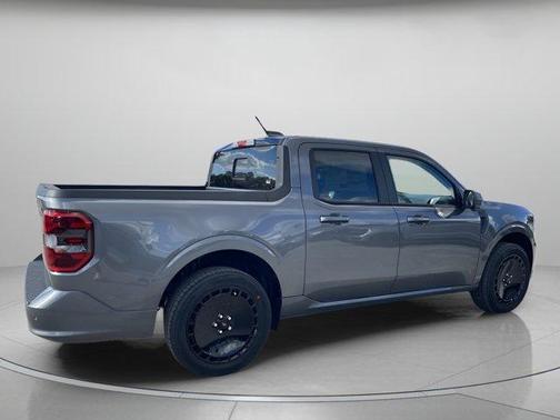 2026 Ford Maverick Lobo High