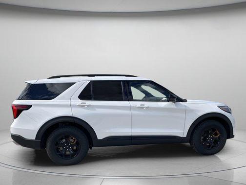 STAR WHITE MET TRI-COAT 2026 Ford Explorer Tremor
