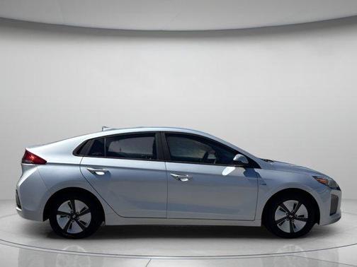 2019 Hyundai IONIQ Hybrid Blue