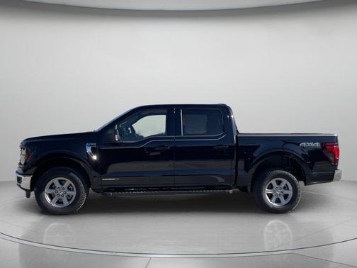 AGATE BLACK METALLIC 2026 Ford F-150 XLT