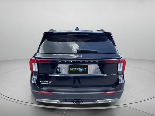 AGATE BLACK METALLIC 2026 Ford Explorer Active