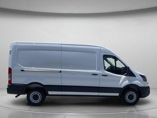 OXFORD WHITE 2026 Ford Transit-250 Base