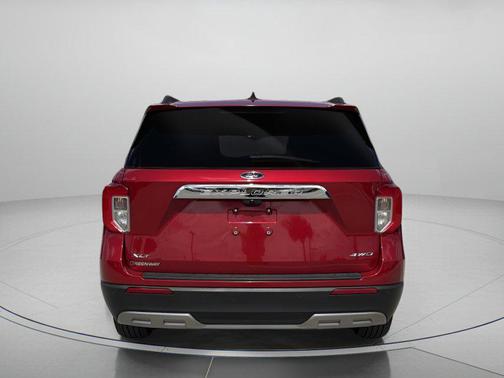 RAPID RED MET TINTED CC 2024 Ford Explorer XLT