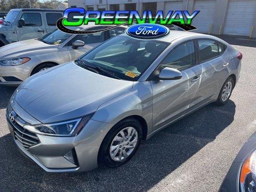 2020 Hyundai ELANTRA SE