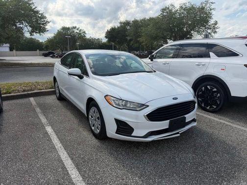 OXFORD WHITE 2020 Ford Fusion S