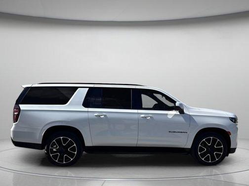 2021 Chevrolet Suburban RST