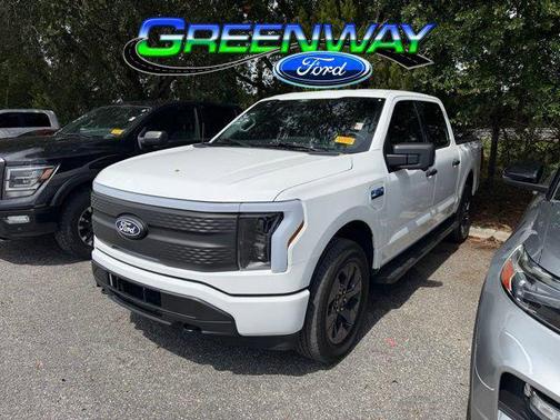OXFORD WHITE 2024 Ford F-150 Lightning XLT
