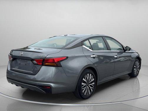 Gun Metallic 2024 Nissan Altima 2.5 SV