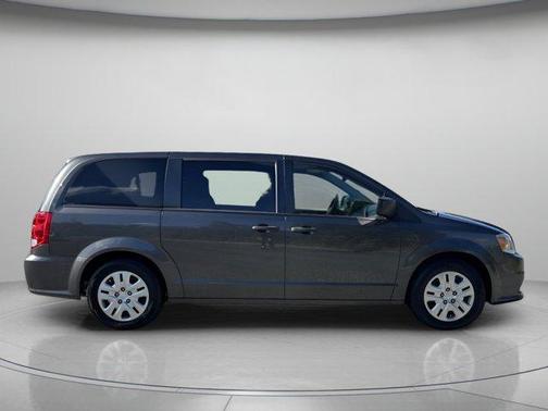 2020 Dodge Grand Caravan SE