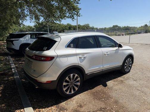 WHITE PLATINUM MET TRI-COAT 2019 Lincoln MKC Reserve