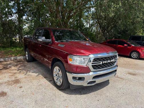 Delmonico Red Pearlcoat 2022 RAM 1500 Big Horn/Lone Star