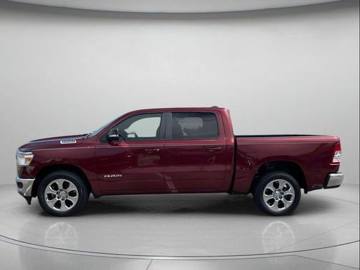 Delmonico Red Pearlcoat 2022 RAM 1500 Big Horn/Lone Star