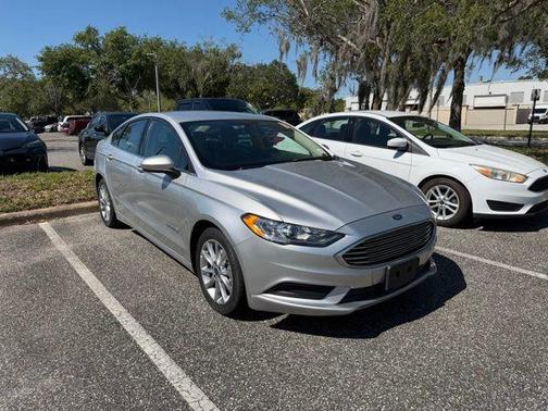 INGOT SILVER METALLIC 2017 Ford Fusion Hybrid S
