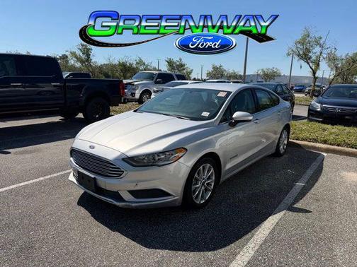 INGOT SILVER METALLIC 2017 Ford Fusion Hybrid S