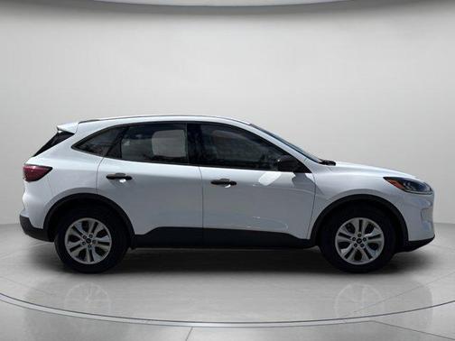 2022 Ford Escape S