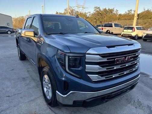 2024 GMC Sierra 1500 SLE