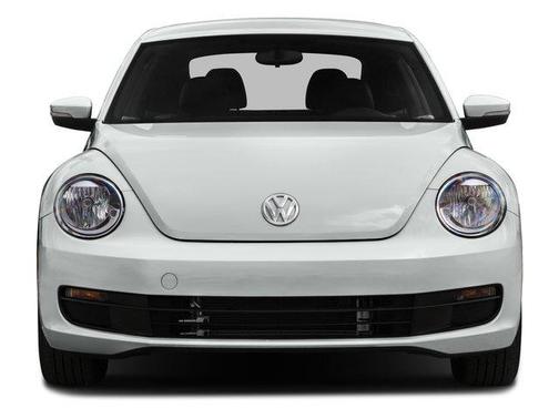 Reflex Silver Metallic 2016 Volkswagen Beetle 1.8T SE