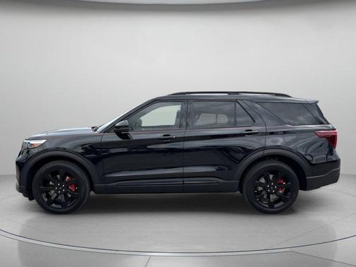 AGATE BLACK METALLIC 2023 Ford Explorer ST