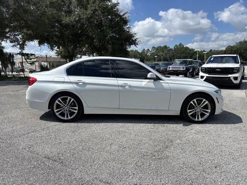 2018 BMW 330 i